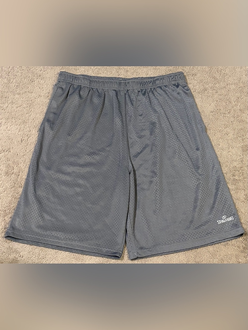 Spalding Men’s Gray Basketball Gym Shorts Size Large Measured 30x9